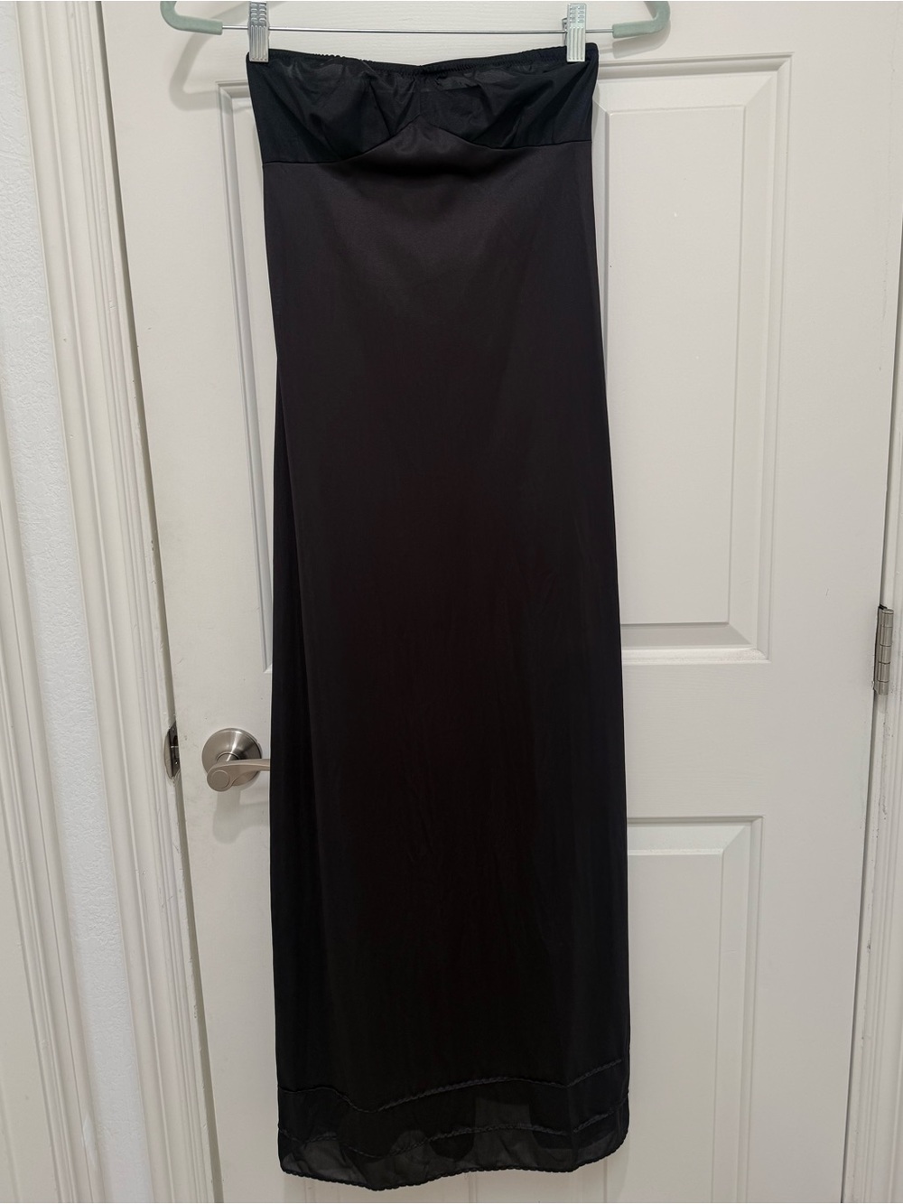 Vintage Wonder Maid Non Cling Black Strapless Full long Slip dress
